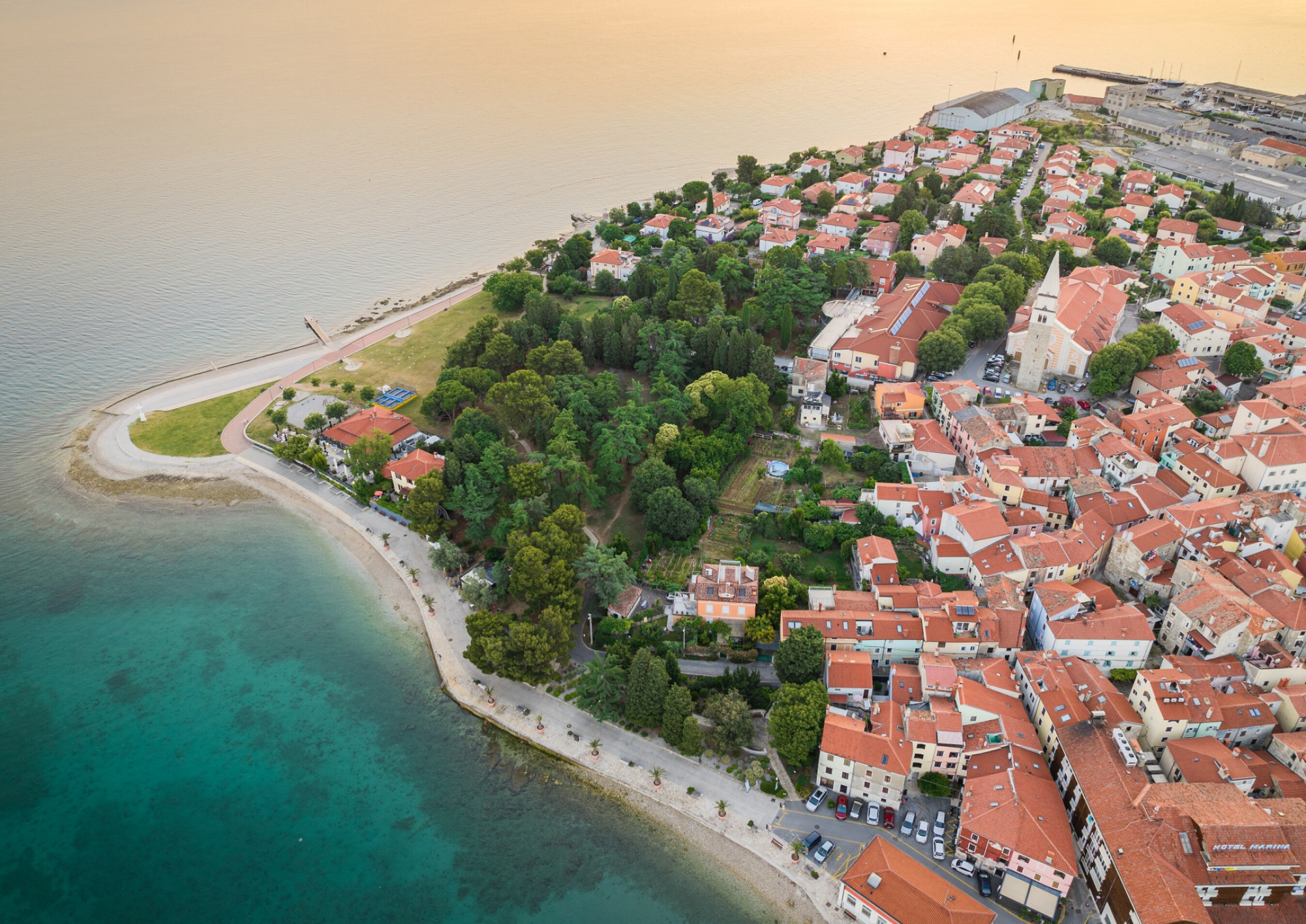 What to do | Izola